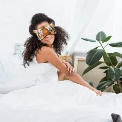 ILOVEMILAN Masque De Sommeil, Dormir Voyage Bandeau Les Yeux, Masque De Nuit Femme, 3D Masques De Sommeil Mignon, Mignon Animaux Masque De Nuit, Pour Tous 4pcs (Chats, Chiens, Tigres Et Renards Mignons) -Protection des voies respiratoires Soldes 38998514 5