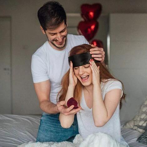 ILOVEMILAN Satin Bandeau Yeux, Masque Bandeau Satin Bandeau Sur Les Yeux Sommeil, Bandage Yeux/Bandeaux Yeux Masque De Sommeil Pour Adulte, Couples 150 Cm 2pcs (Noir Rouge & Noir) 7 ILOVEMILAN Satin Bandeau Yeux, Masque Bandeau Satin Bandeau Sur Les Yeux Sommeil, Bandage Yeux/Bandeaux Yeux Masque De Sommeil Pour Adulte, Couples 150 Cm 2pcs (Noir Rouge & Noir) – Image 5